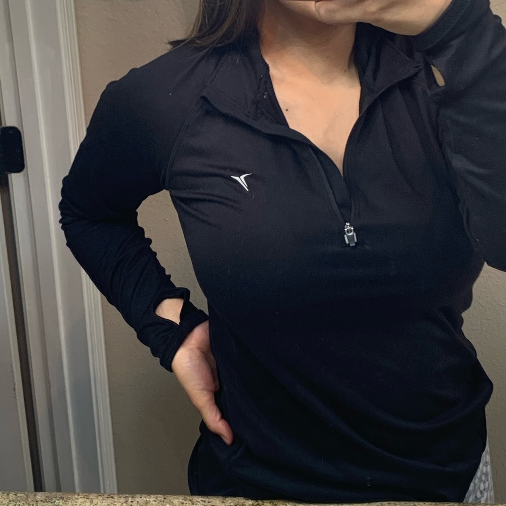 Black workout sweater